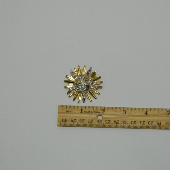 Charmelle Sunburst Earrings and Brooch Set - Picture 3 of 10